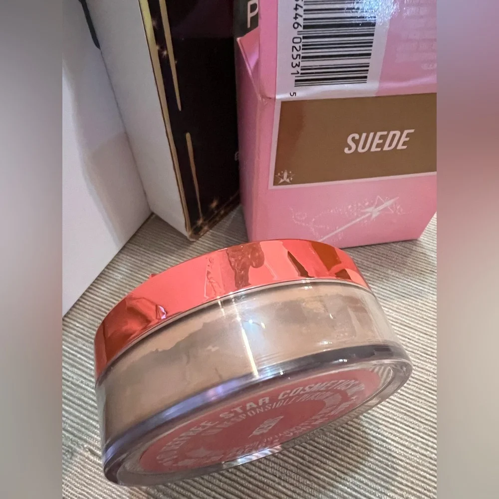 Jeffree Star Topaz Setting Powder